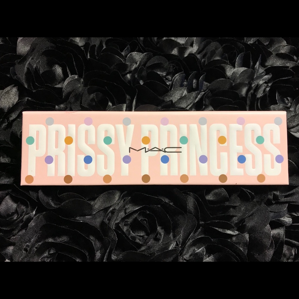 MAC Girls Palette in Prissy Princess